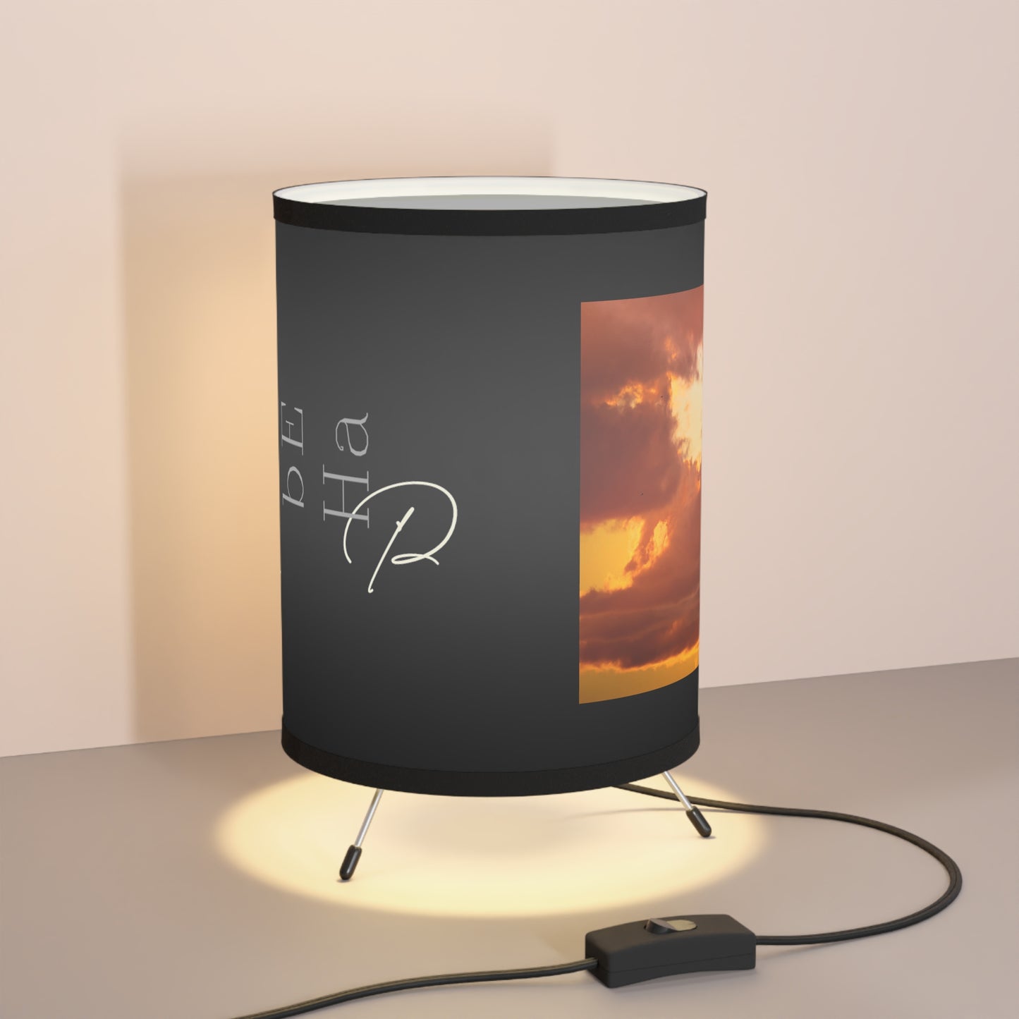 Tripod Lamp with High-Res Printed Shade, US\CA plug - BeHaP One Bird